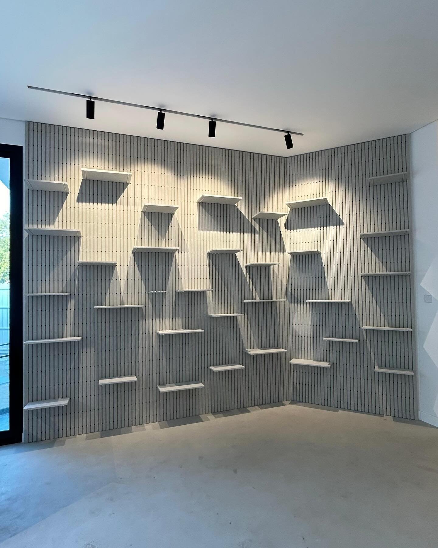 heera.interior_1713339655_3348058155807850659_5847837061